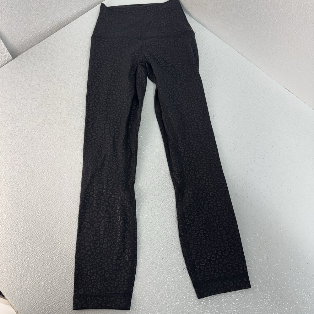 Lululemon Women's High Rise Crop 23" Align Leggings, Leopard Black Camo, Size 0